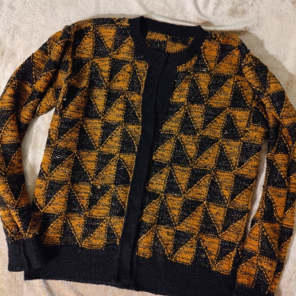 South Wool Hand Knit Geo Pattern Cardigan, Size M - Picture 10 of 11